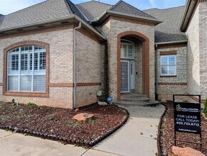 Building Photo - 214 Boulevard Du Lac