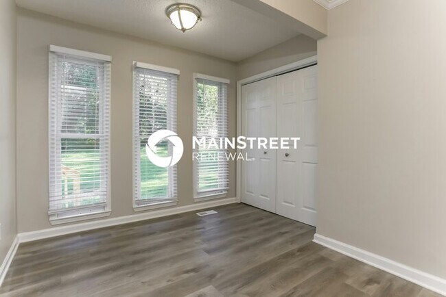 Foto del edificio - 3 Bedroom Pet-Friendly Home in DALLAS, GA with Main Street Renewal