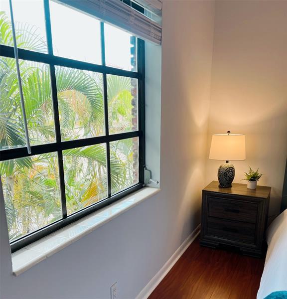 Building Photo - 2426 SE 17th St