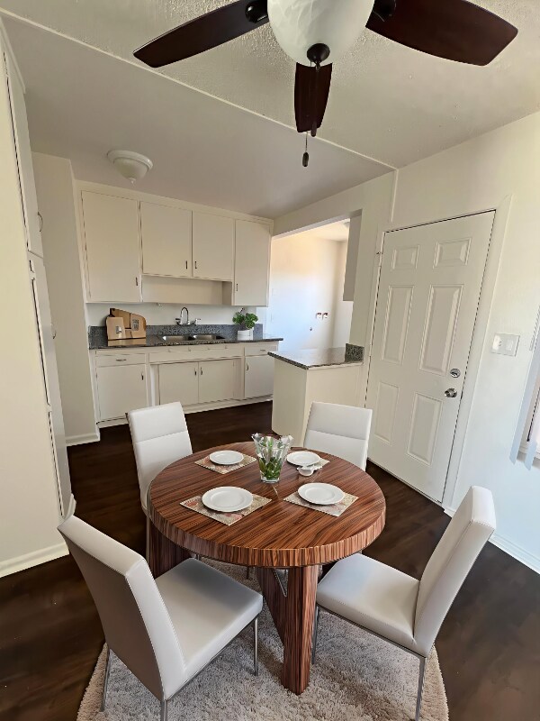 Foto del edificio - 238 N Gold Canyon St