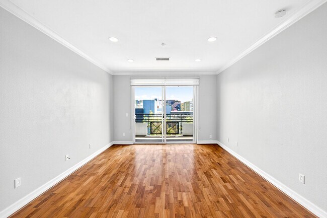 Foto del edificio - Luxury Downtown San Diego Condo | 2BR/2BA at Park Blvd West – $3,300/mo