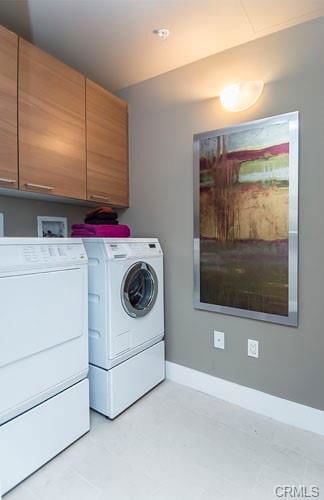 Building Photo - 10776 Wilshire Blvd