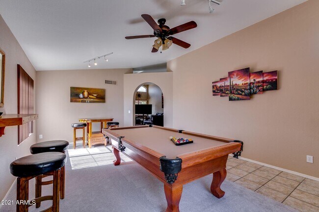 Foto del edificio - 1902 N 125th Ln