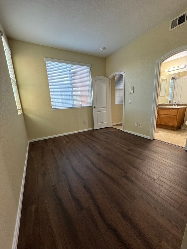 Building Photo - 1195 Dutch Mill Rd