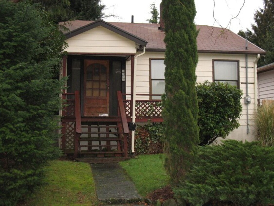 Primary Photo - Gatewood Hill Bungalow