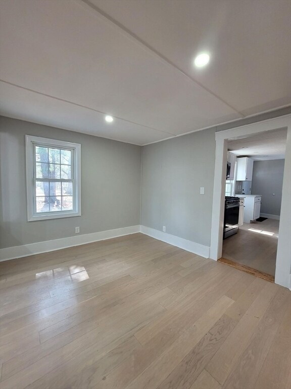 Foto del edificio - 400 Concord St