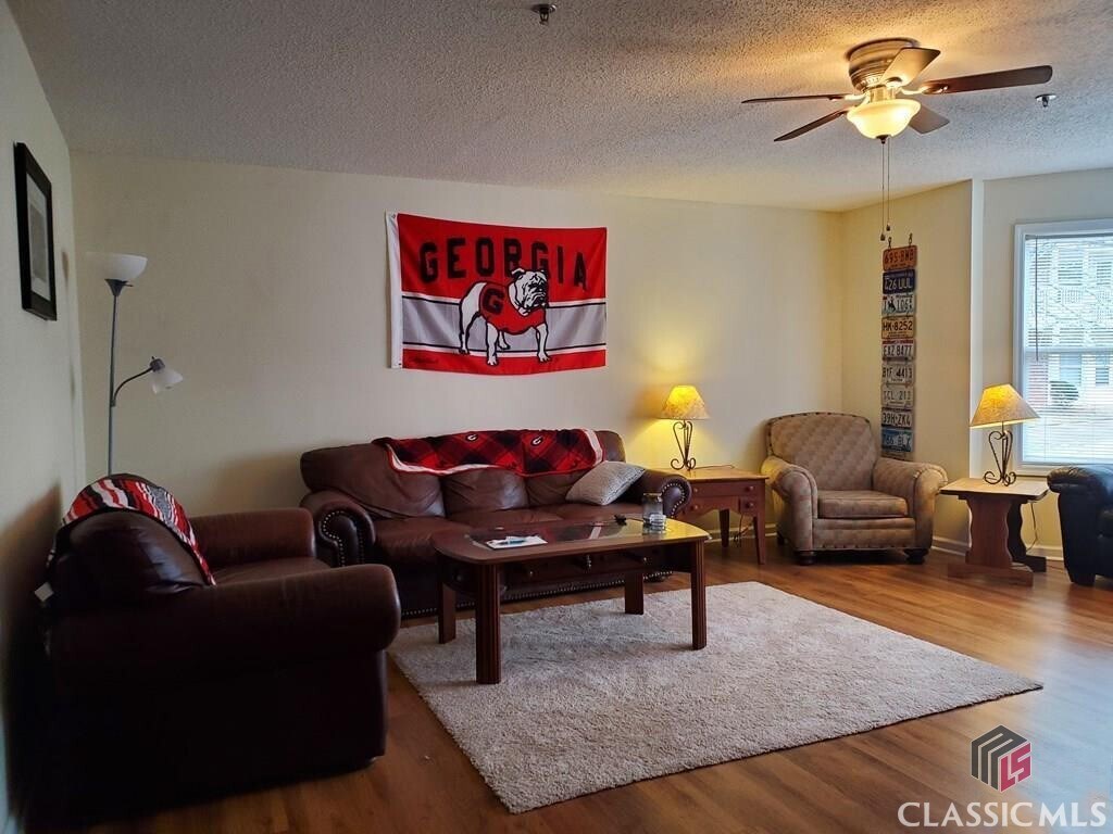 Building Photo - 1850 Cedar Shoals Dr