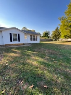 Foto del edificio - 648 E McCracken Ave