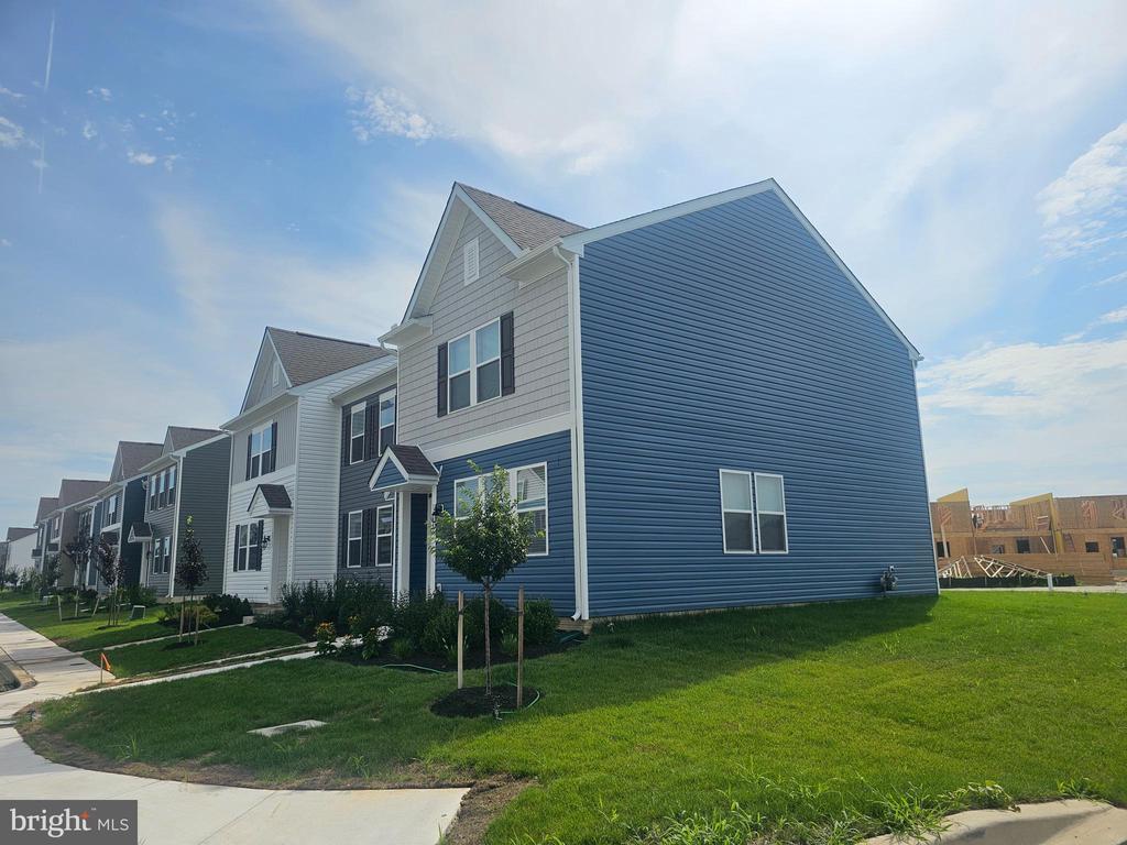 Primary Photo - 10943 Farmerfield St