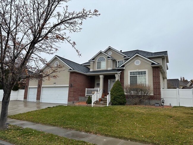 Building Photo - 2824 W Ivory Way