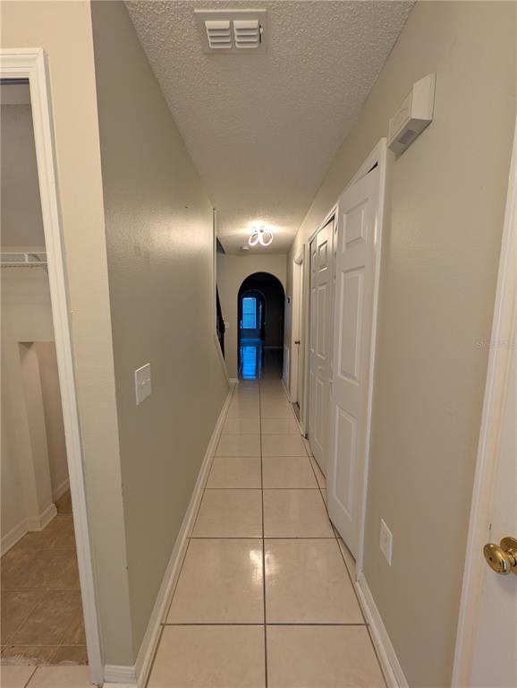 Building Photo - 4630 Ashburn Square Dr