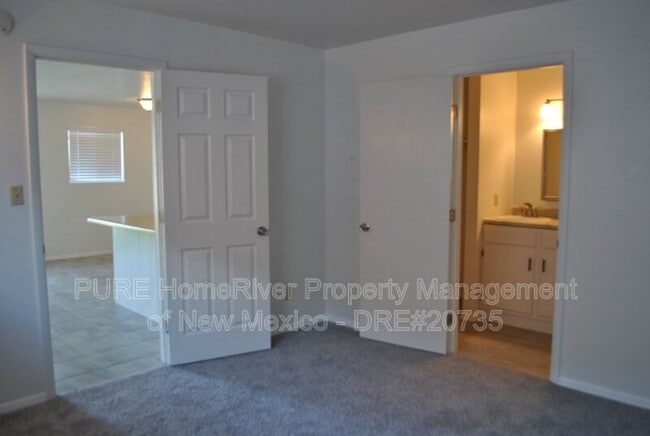 Building Photo - 1707 E 23rd St