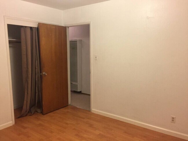 Foto del edificio - Charming Apartment in San Leandro