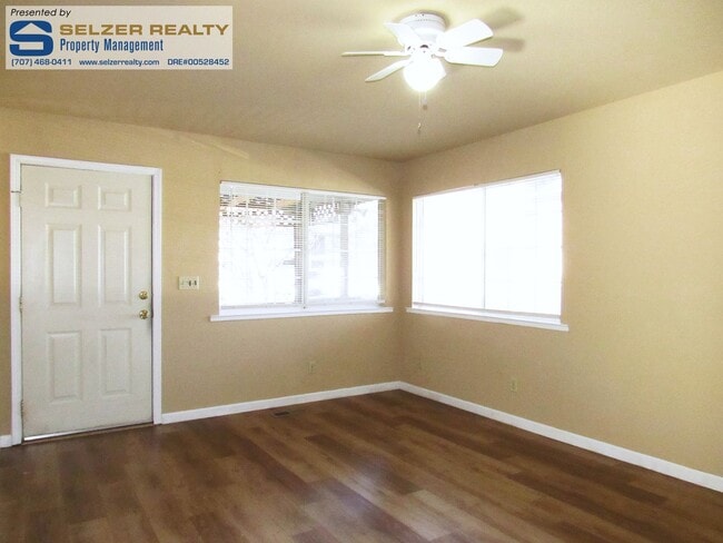Foto del edificio - Cozy 3 bd. home on a conveniently located corner lot!