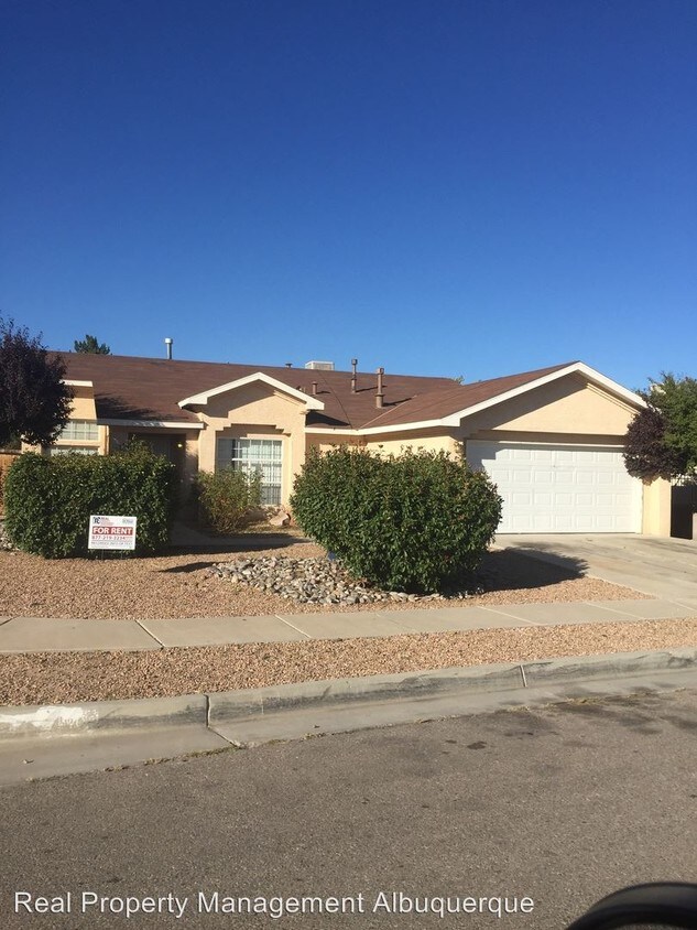 Foto principal - 8223 Emerald Sky Ave SW
