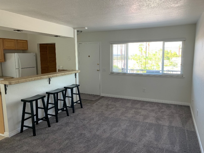 Foto del edificio - 72770 Willow St