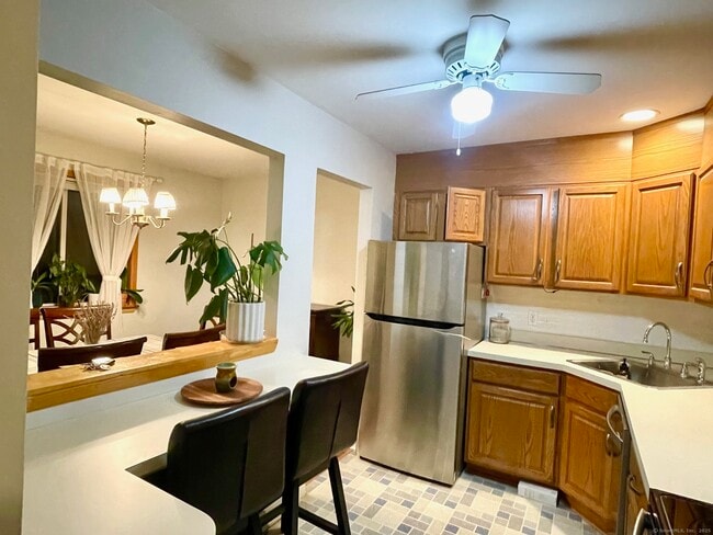 Foto del edificio - 31 Glenwood Ave