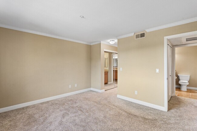 Foto del edificio - Gorgeous Condo in Folsom !