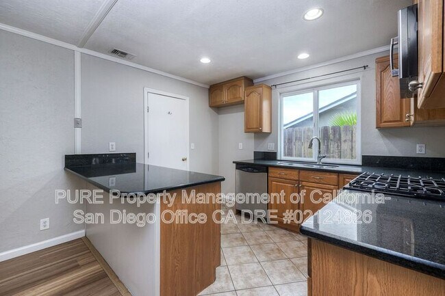 Foto del edificio - 534 Galeon Ct