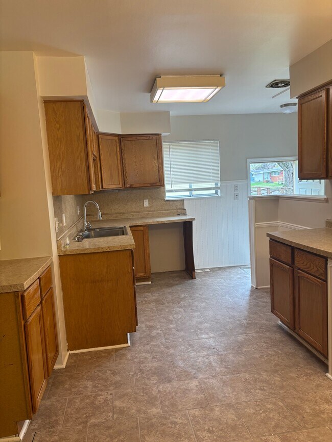 Foto del edificio - 1106 MacDonald Ave