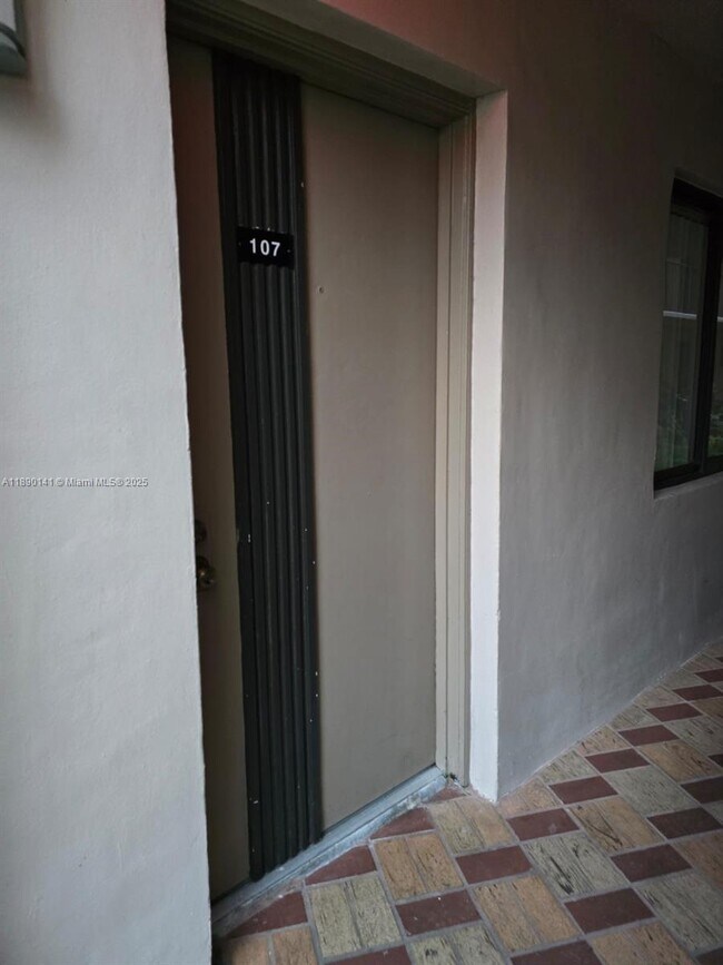 Foto del edificio - 8400 SW 133rd Avenue Rd