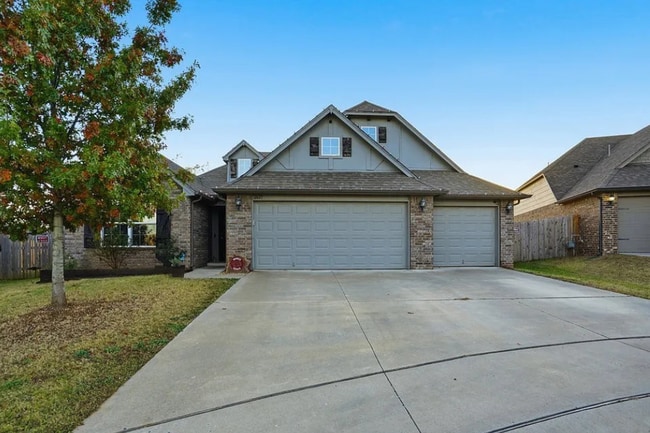 Building Photo - 4 Bed | 3 Bath in Broken Arrow!