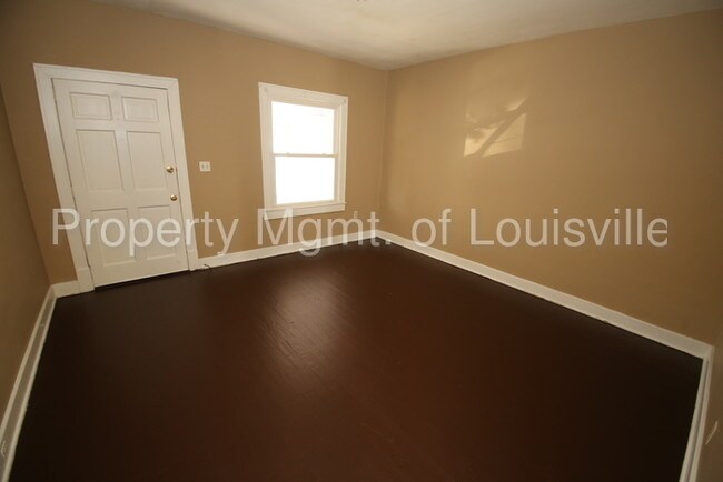 Building Photo - 2115 Dumesnil St