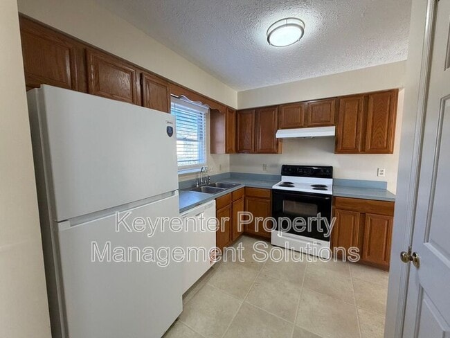 Foto del edificio - 700 Rife Rd