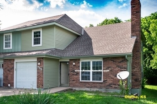 3 Bed / 1.5 Bath 2-story Duplex #735 - 3 Bed / 1.5 Bath 2-story Duplex  #735