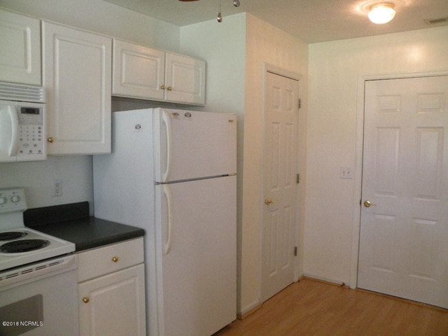 Building Photo - 104 Tiger Woods Pl
