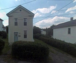 Building Photo - 31 Hill St