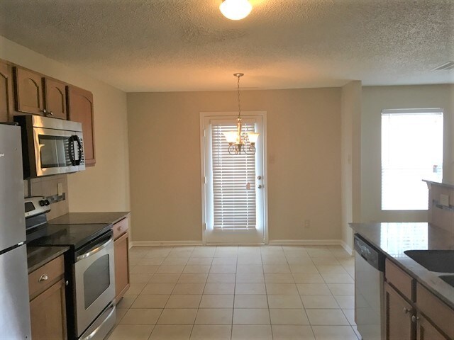 Foto del edificio - 7129 Sycamore Grove Court