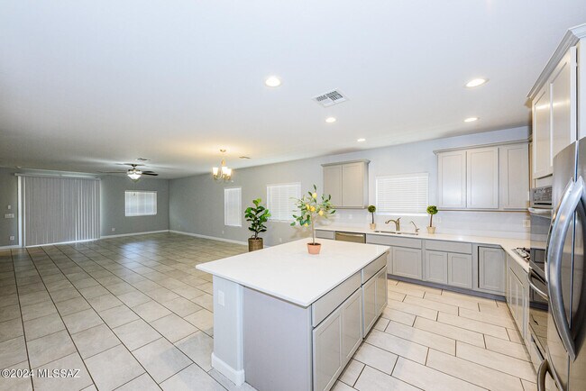 Foto del edificio - 8662 N Peccary Creek Trail