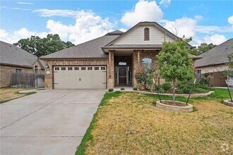 Building Photo - 605 Lister Dr