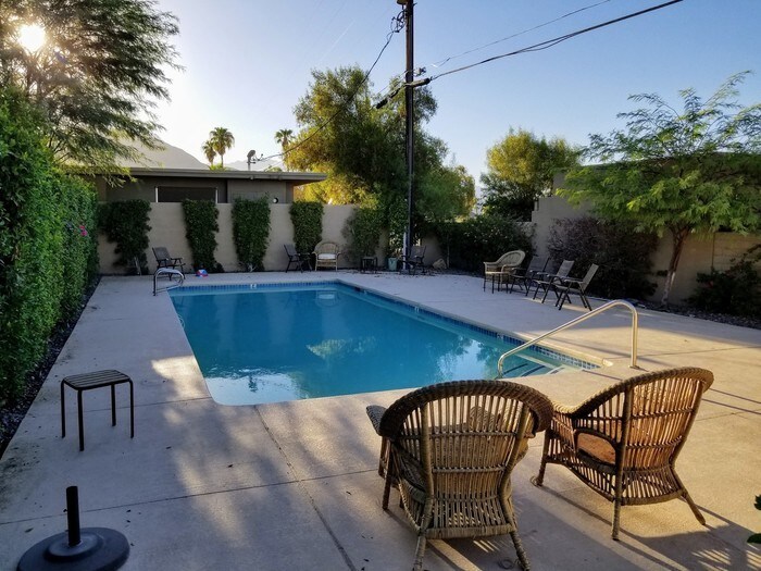 Primary Photo - Gorgeous Villa behind El Paseo