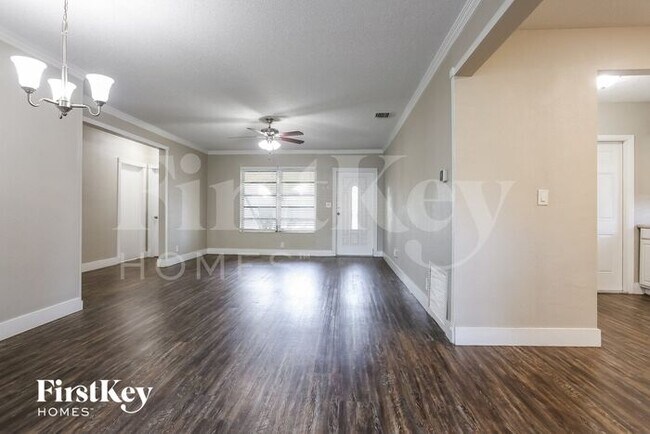 Foto del edificio - 7481 Lincoln St