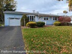 Foto principal - 3 br, 1 bath House - 1A Youngs Place
