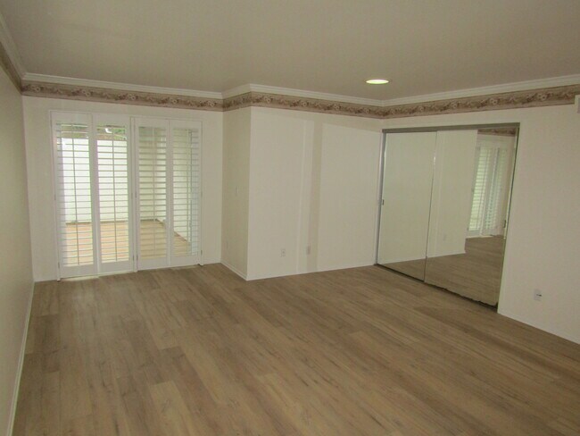 Building Photo - 26 Stanford Cir