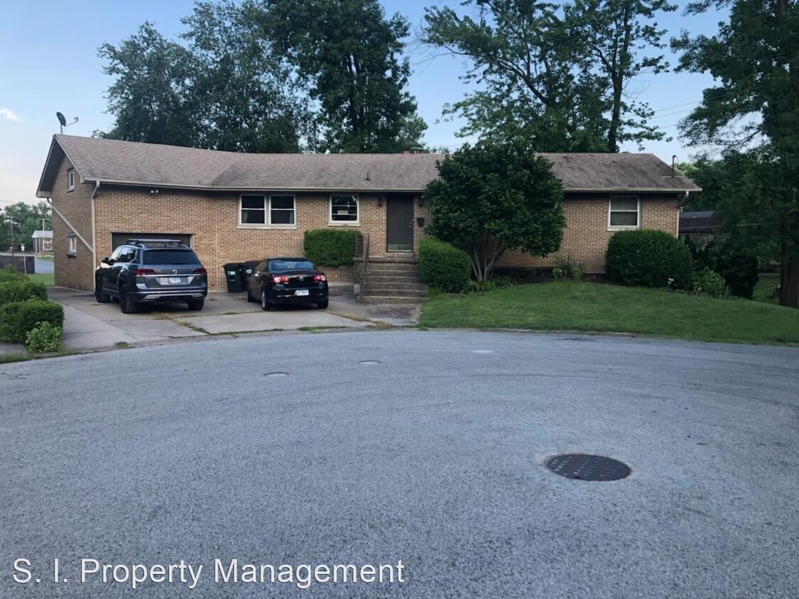 Primary Photo - 5 br, 3 bath House - 705 Benwood Dr