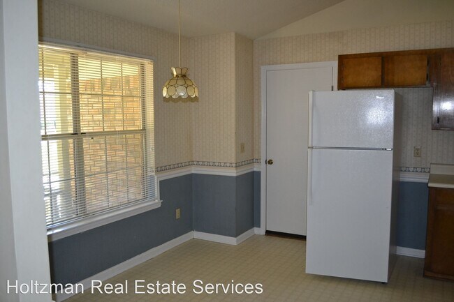 Building Photo - 3 br, 2 bath House - 802 Grove Place