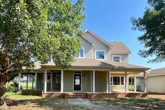 Building Photo - 11881 Mustang Rd
