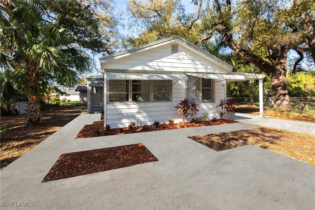 Foto principal - 2217 Dora St