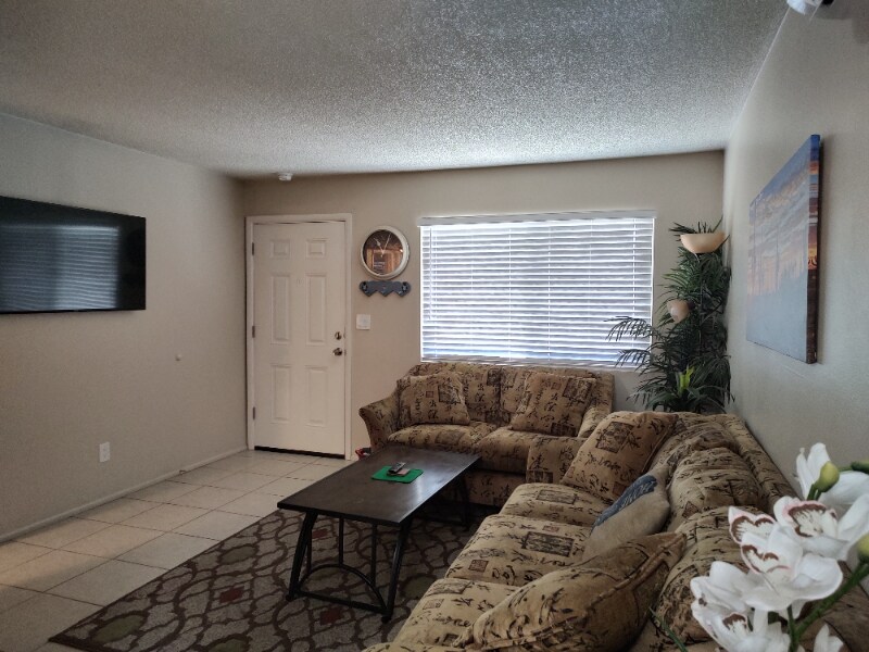 Foto principal - 530 Murphy St