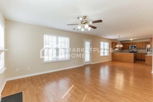 Foto del edificio - 125 Rockglen Ct