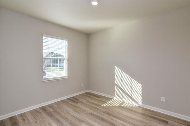 Foto del edificio - 2016 Erlinda Dr