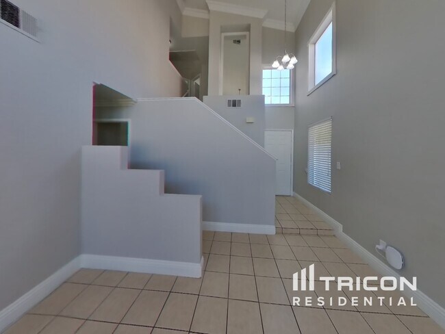Building Photo - 4548 Little Wren Ln
