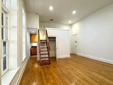 Building Photo - 222 Hicks St