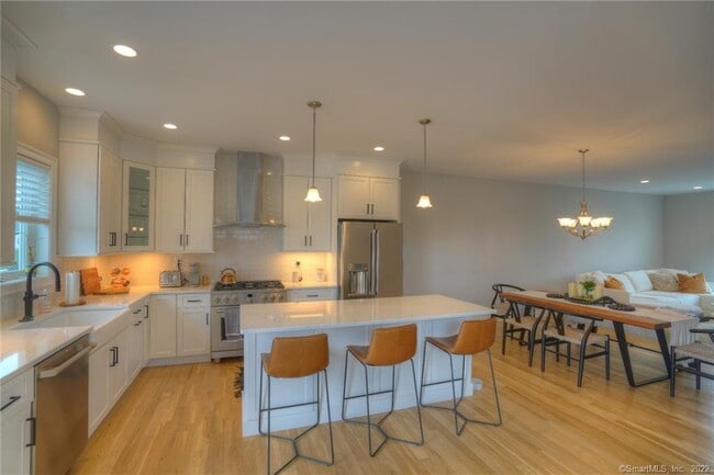 Building Photo - 46 Park Ave