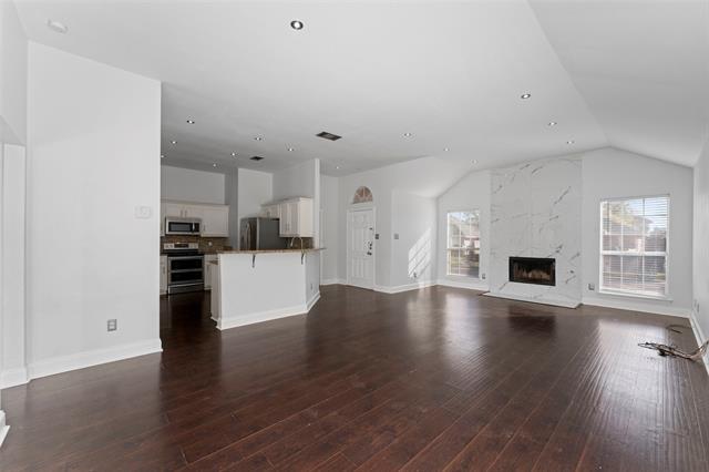 Building Photo - 919 Kim Ln