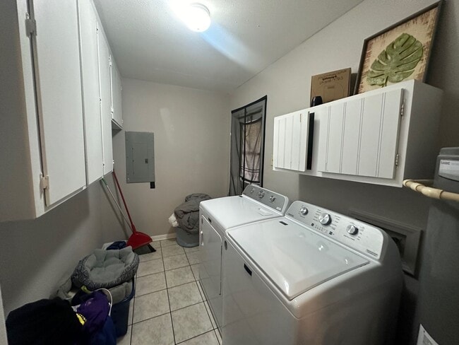 Foto del edificio - 5309 Jonquil St